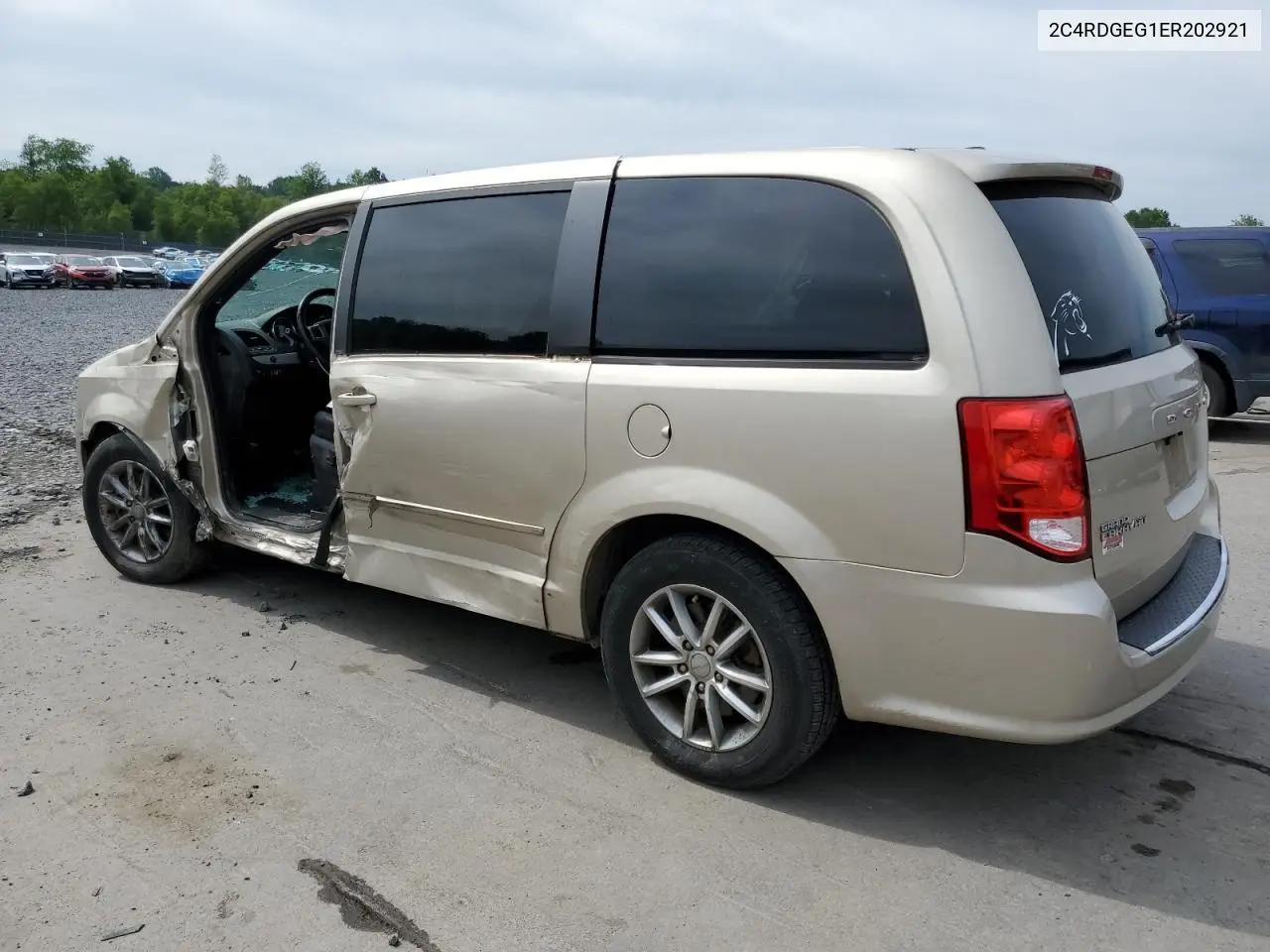 2014 Dodge Grand Caravan R/T VIN: 2C4RDGEG1ER202921 Lot: 62523525