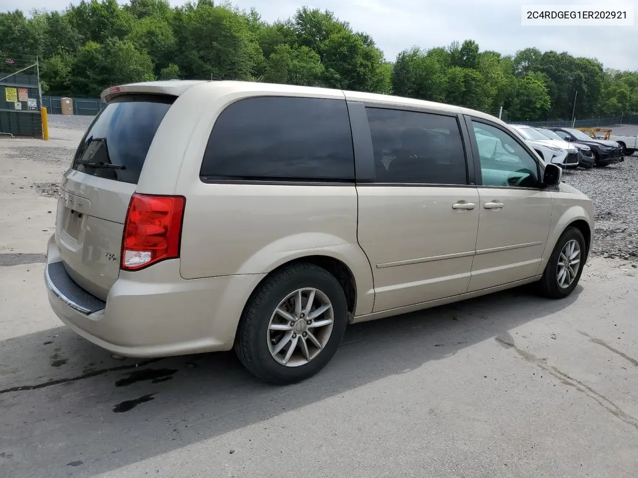 2014 Dodge Grand Caravan R/T VIN: 2C4RDGEG1ER202921 Lot: 62523525