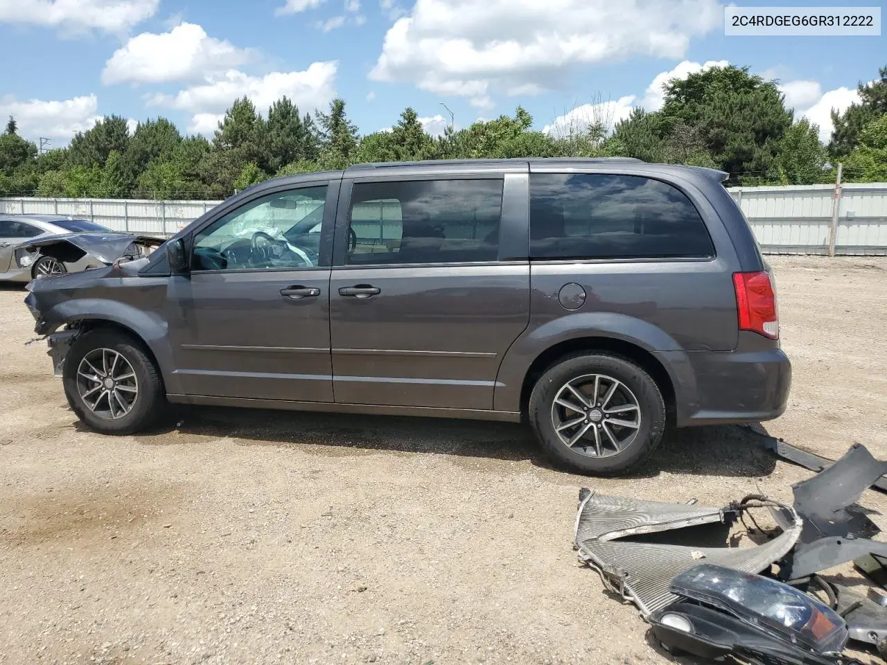 2016 Dodge Grand Caravan R/T VIN: 2C4RDGEG6GR312222 Lot: 61672405