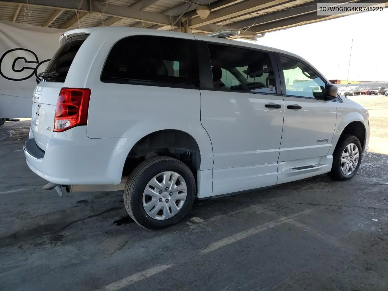 2019 Dodge Grand Caravan Se VIN: 2C7WDGBG4KR745220 Lot: 62908145