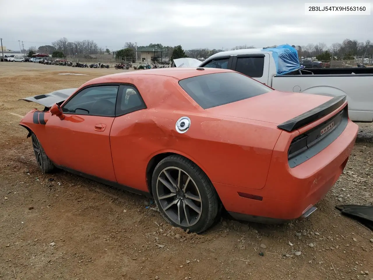 2009 Dodge Challenger R/T VIN: 2B3LJ54TX9H563160 Lot: 48863065