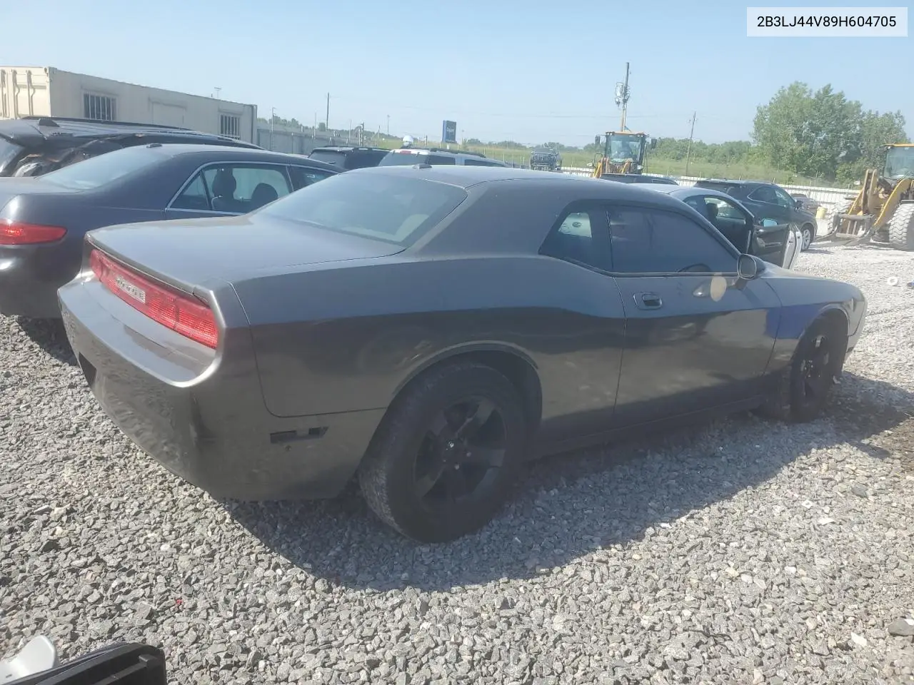 2009 Dodge Challenger Se VIN: 2B3LJ44V89H604705 Lot: 62153515