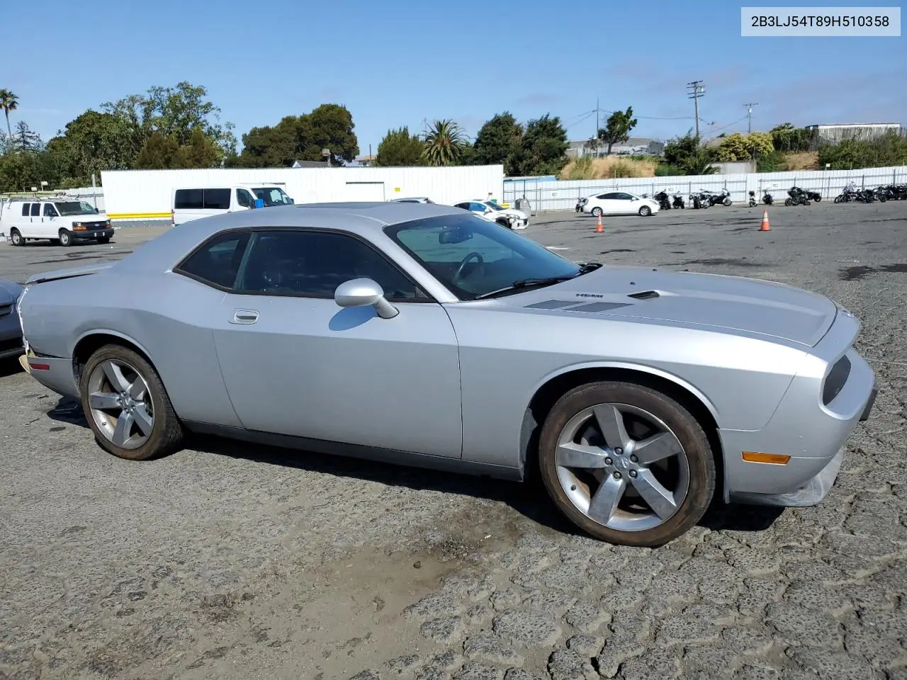 2009 Dodge Challenger R/T VIN: 2B3LJ54T89H510358 Lot: 62936525