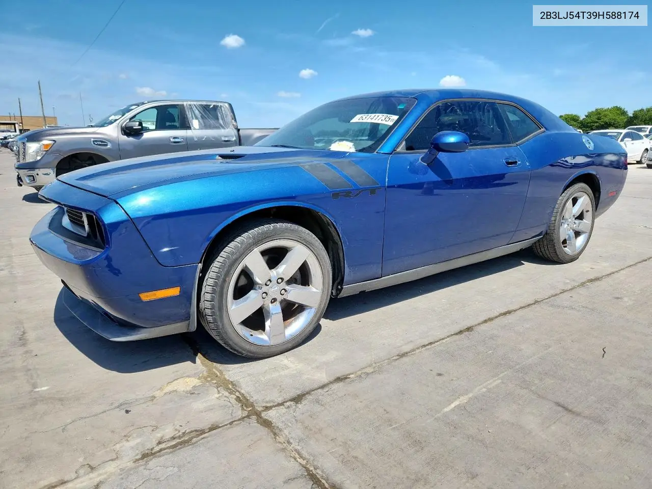 2009 Dodge Challenger R/T VIN: 2B3LJ54T39H588174 Lot: 63141735