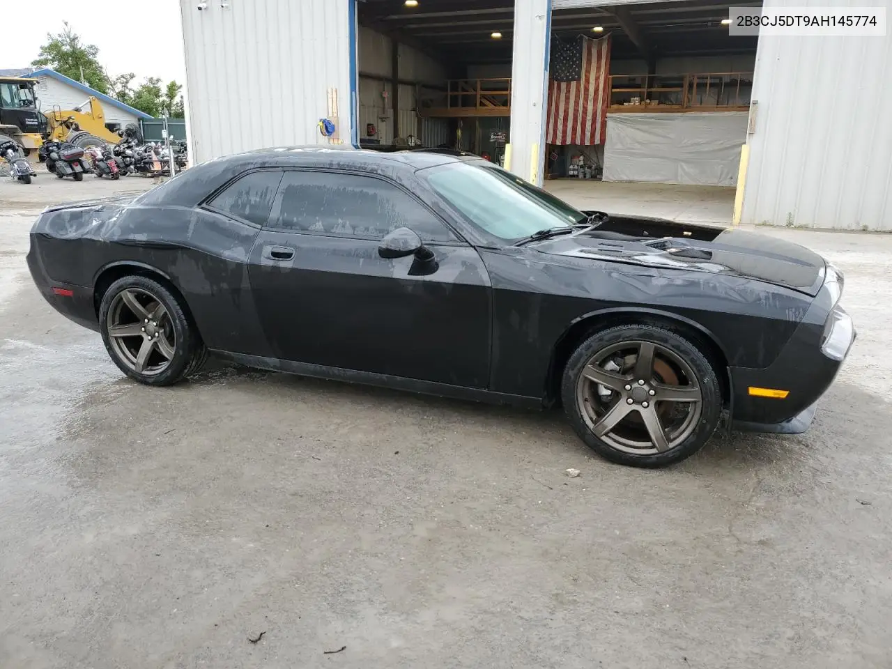 2010 Dodge Challenger R/T VIN: 2B3CJ5DT9AH145774 Lot: 55851055