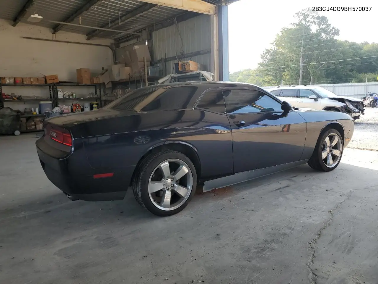 2011 Dodge Challenger VIN: 2B3CJ4DG9BH570037 Lot: 62377425