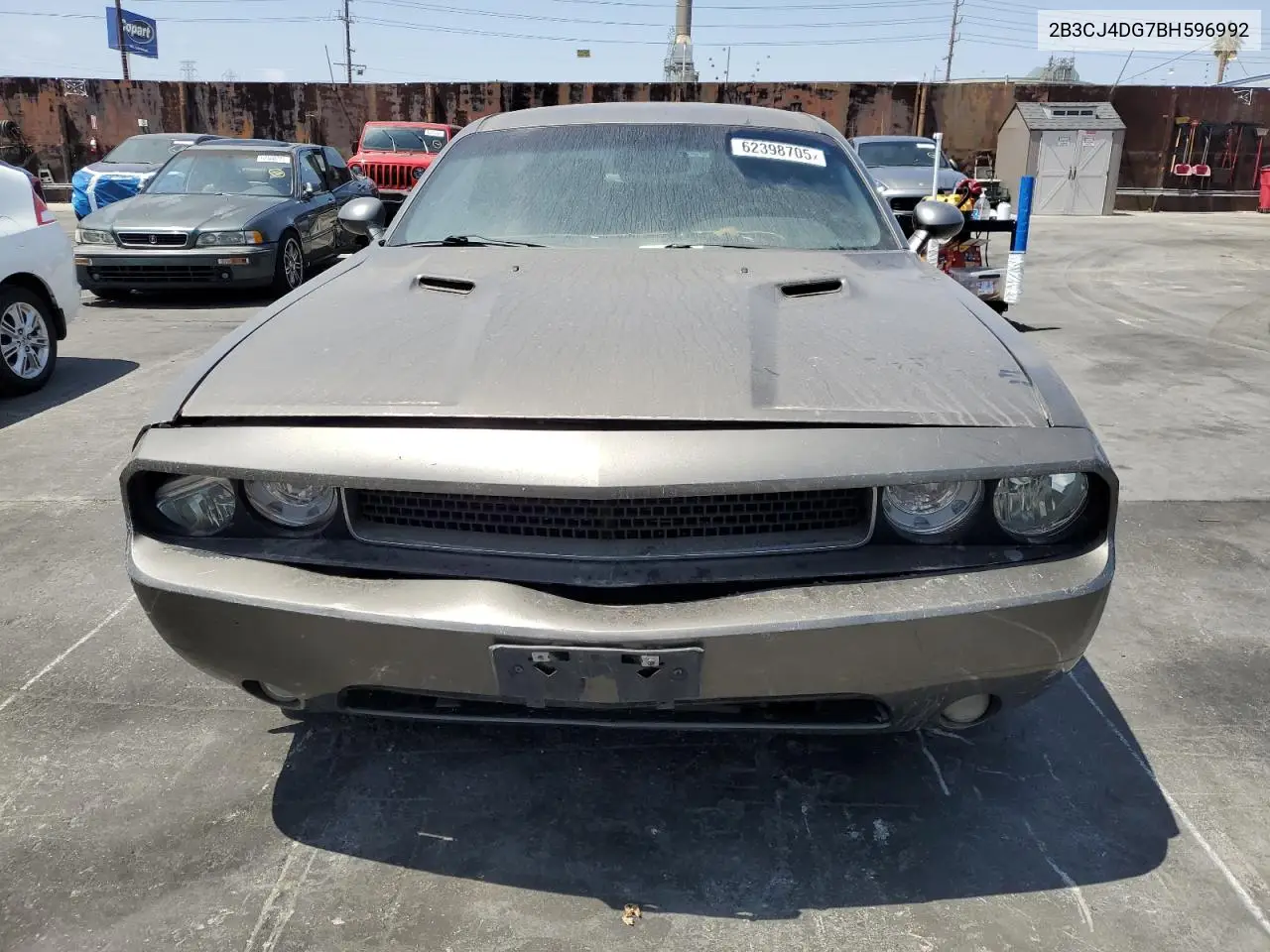 2011 Dodge Challenger VIN: 2B3CJ4DG7BH596992 Lot: 62398705