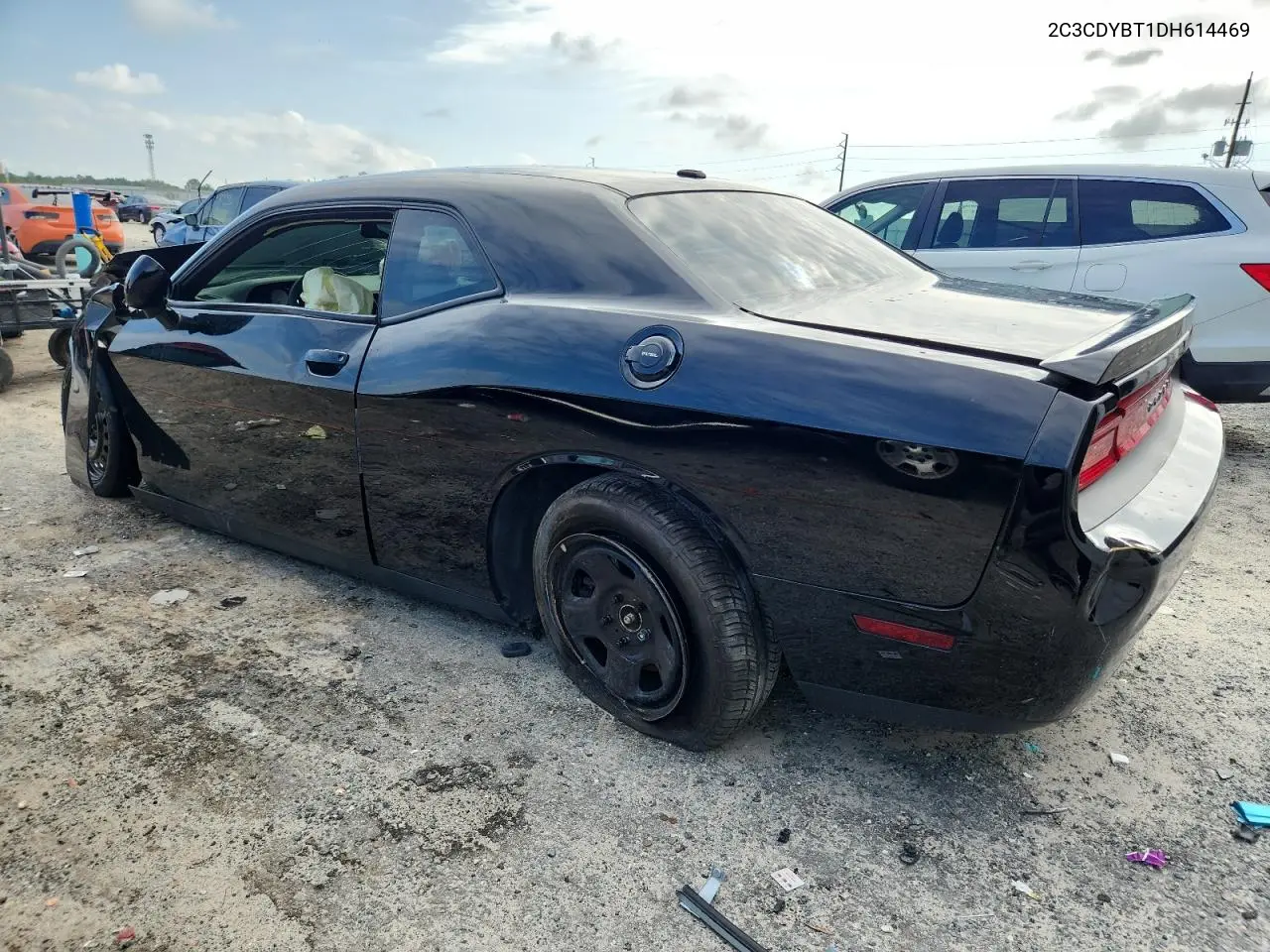 2013 Dodge Challenger R/T VIN: 2C3CDYBT1DH614469 Lot: 62687845