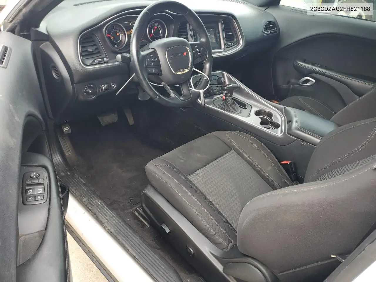 2015 Dodge Challenger Sxt VIN: 2C3CDZAG2FH821188 Lot: 56646255