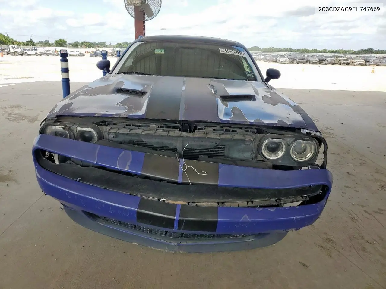 2015 Dodge Challenger Sxt VIN: 2C3CDZAG9FH747669 Lot: 61806515