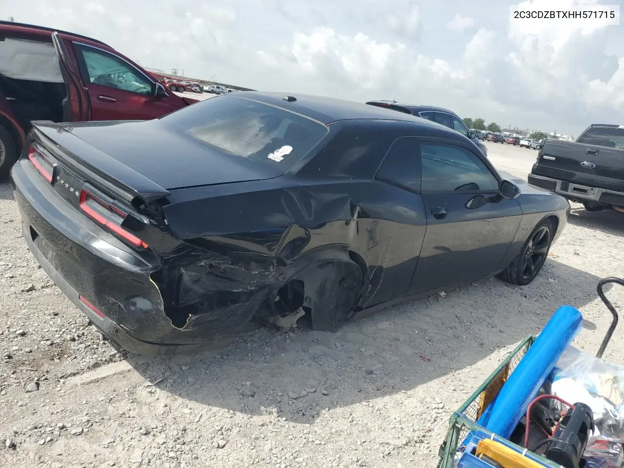 2017 Dodge Challenger R/T VIN: 2C3CDZBTXHH571715 Lot: 61813715