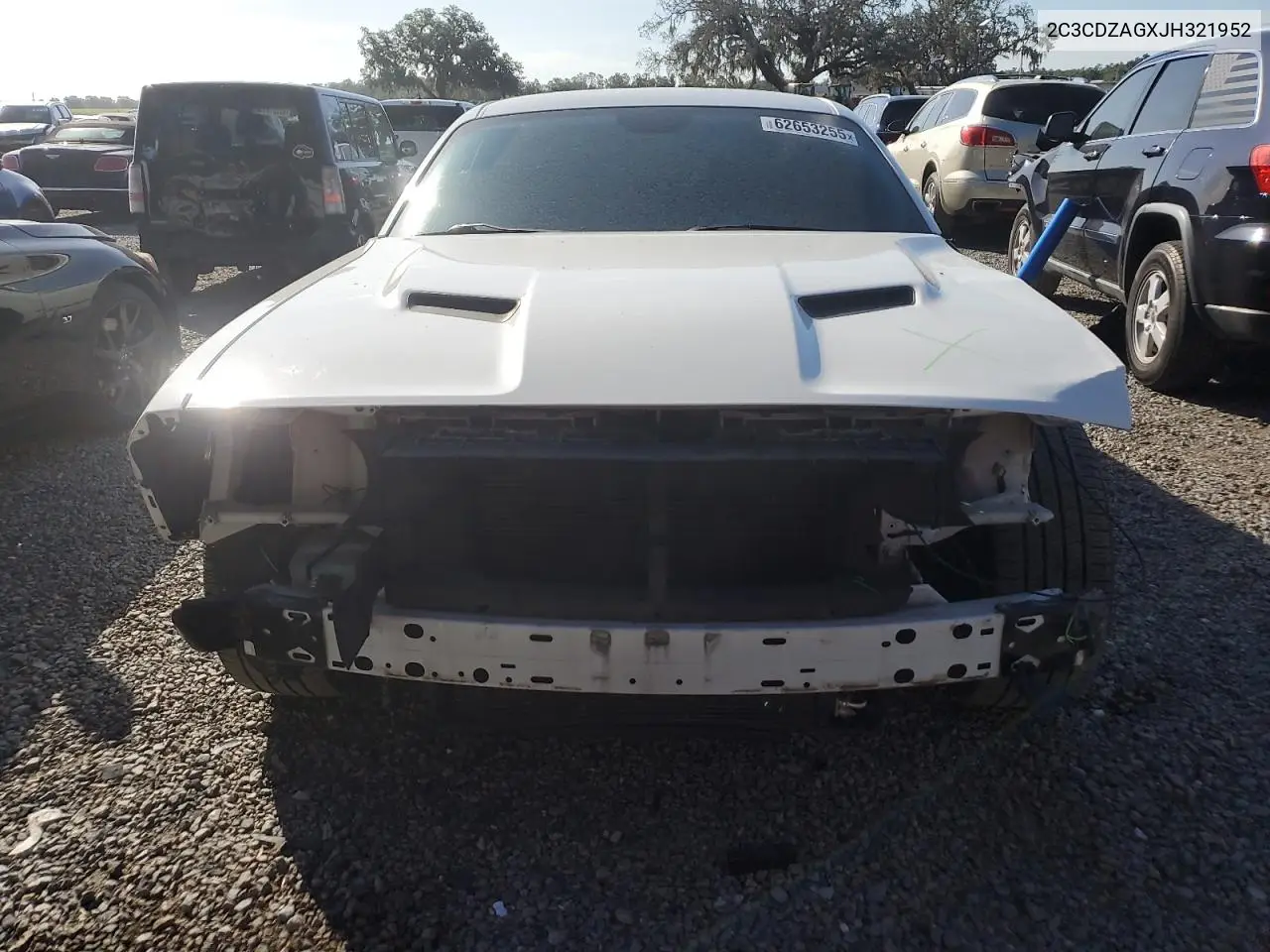 2018 Dodge Challenger Sxt VIN: 2C3CDZAGXJH321952 Lot: 62653255