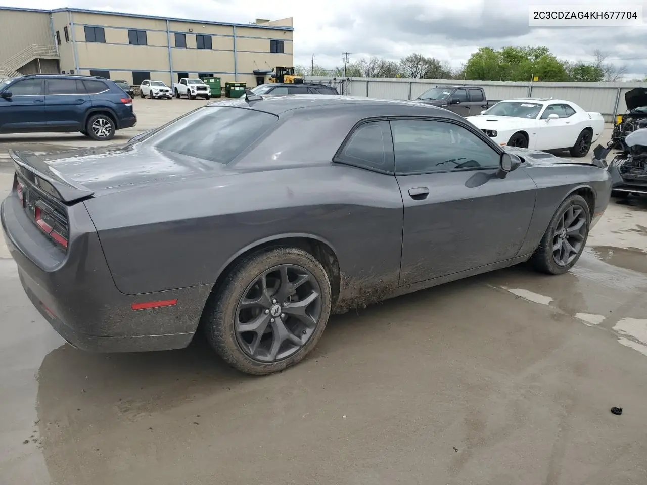 2019 Dodge Challenger Sxt VIN: 2C3CDZAG4KH677704 Lot: 50908605