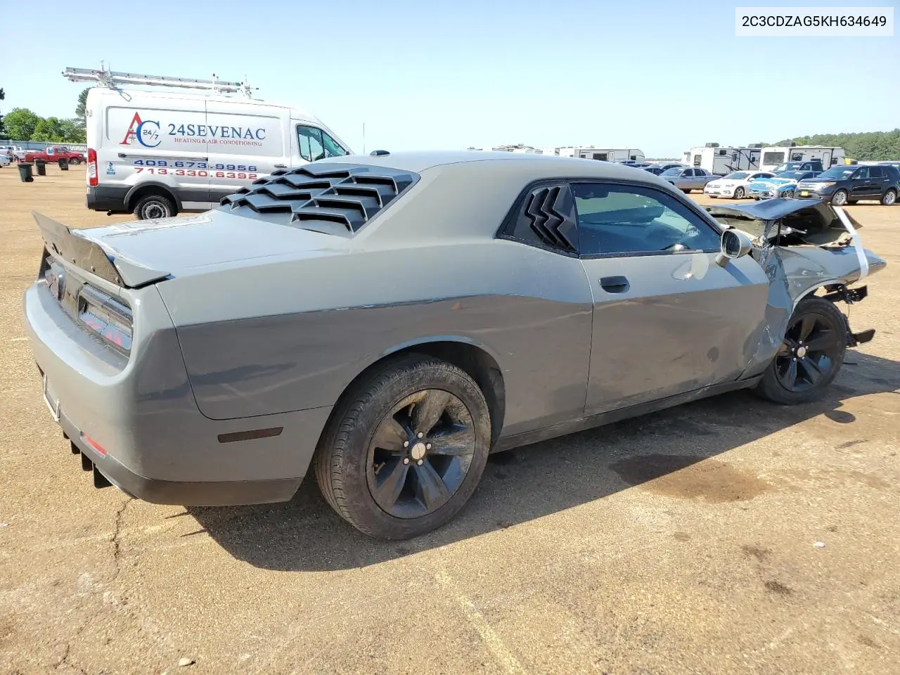 2019 Dodge Challenger Sxt VIN: 2C3CDZAG5KH634649 Lot: 57070095