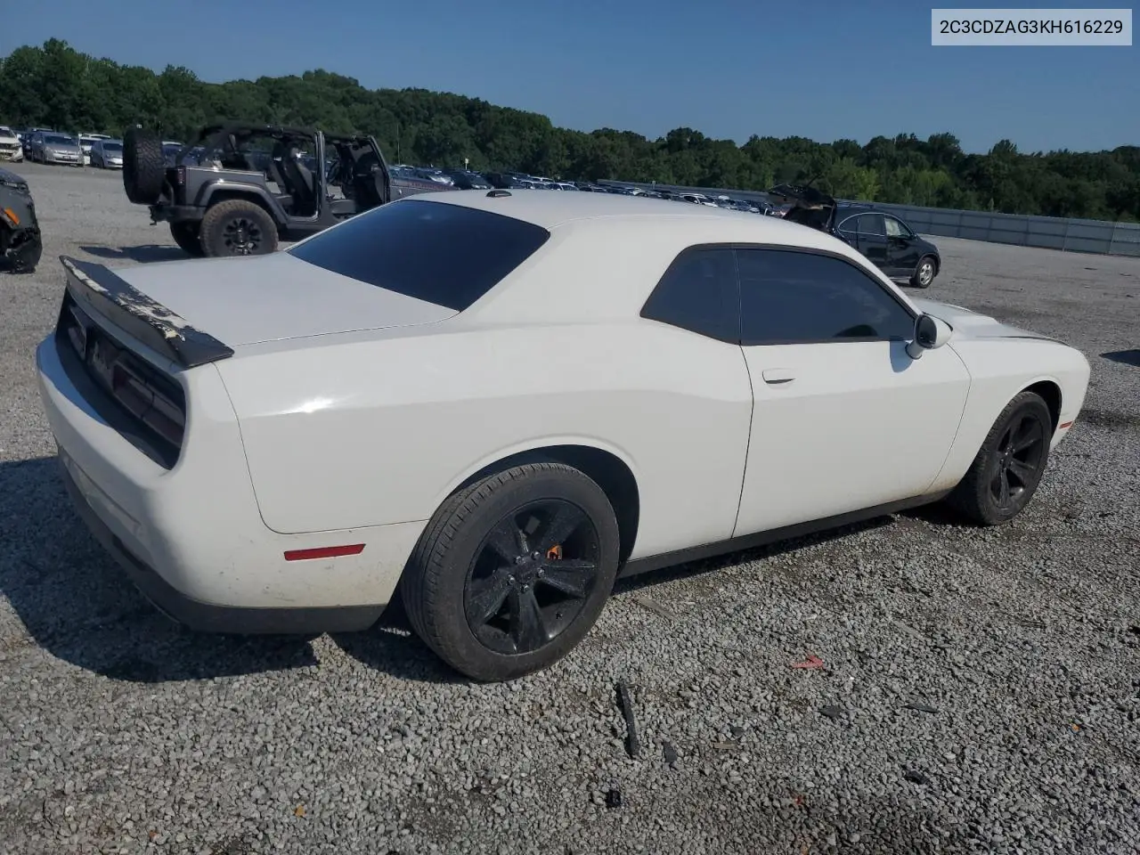 2019 Dodge Challenger Sxt VIN: 2C3CDZAG3KH616229 Lot: 62657725
