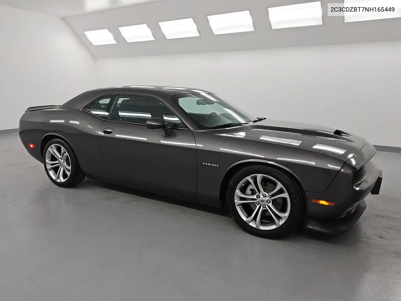2022 Dodge Challenger R/T VIN: 2C3CDZBT7NH165449 Lot: 58769945