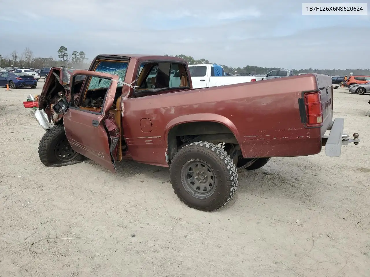 1992 Dodge Dakota VIN: 1B7FL26X6NS620624 Lot: 44598305
