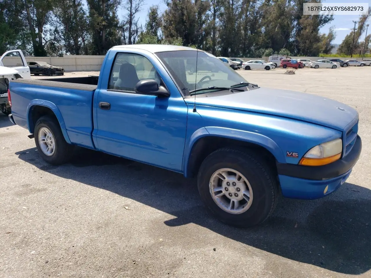 2000 Dodge Dakota VIN: 1B7FL26X5YS682973 Lot: 56680405