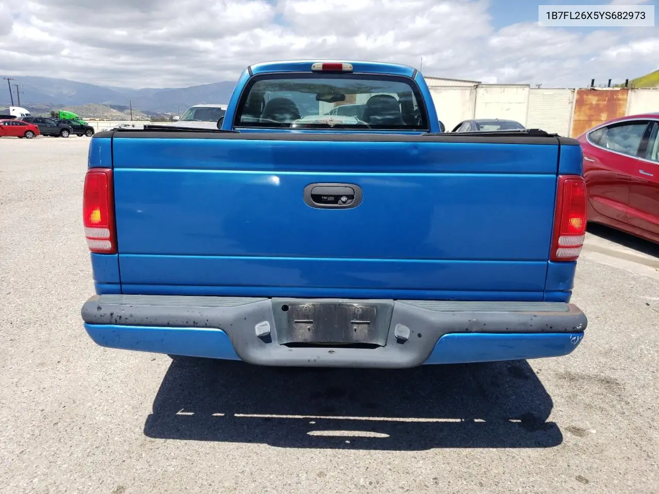2000 Dodge Dakota VIN: 1B7FL26X5YS682973 Lot: 56680405