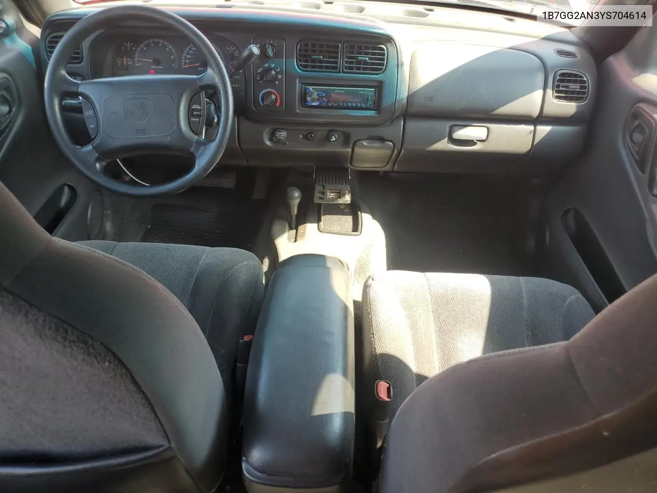 2000 Dodge Dakota Quad VIN: 1B7GG2AN3YS704614 Lot: 62407275