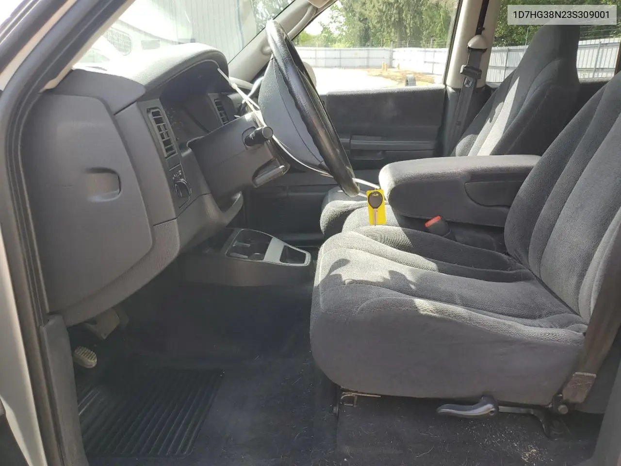 2003 Dodge Dakota Quad Sport VIN: 1D7HG38N23S309001 Lot: 56595945