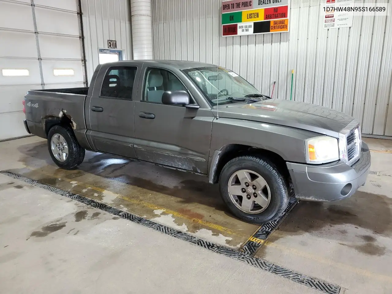 2005 Dodge Dakota Quad Slt VIN: 1D7HW48N95S166589 Lot: 54868565