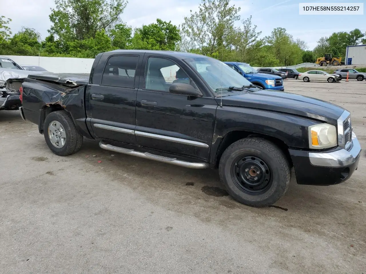 2005 Dodge Dakota Quad Laramie VIN: 1D7HE58N55S214257 Lot: 56418875