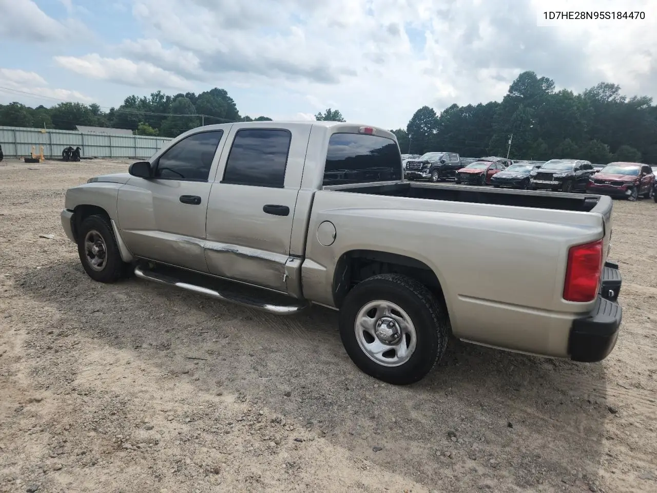 2005 Dodge Dakota Quad VIN: 1D7HE28N95S184470 Lot: 64811095
