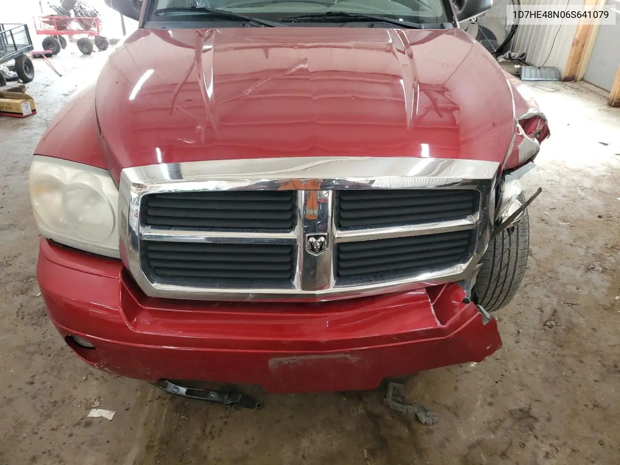 2006 Dodge Dakota Quad Slt VIN: 1D7HE48N06S641079 Lot: 61915825