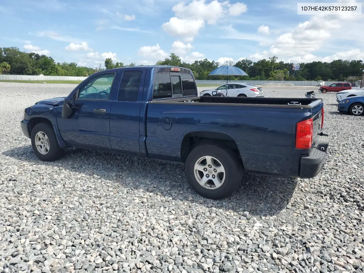 2007 Dodge Dakota Slt VIN: 1D7HE42K57S123257 Lot: 60777105