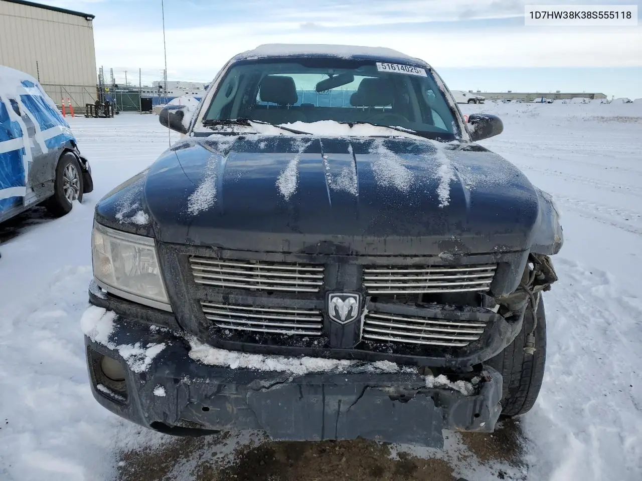2008 Dodge Dakota Sxt VIN: 1D7HW38K38S555118 Lot: 51614025