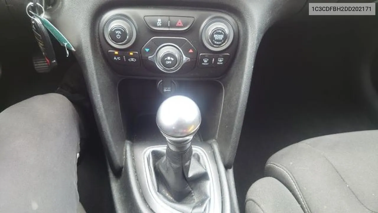 2013 Dodge Dart Sxt VIN: 1C3CDFBH2DD202171 Lot: 56058702