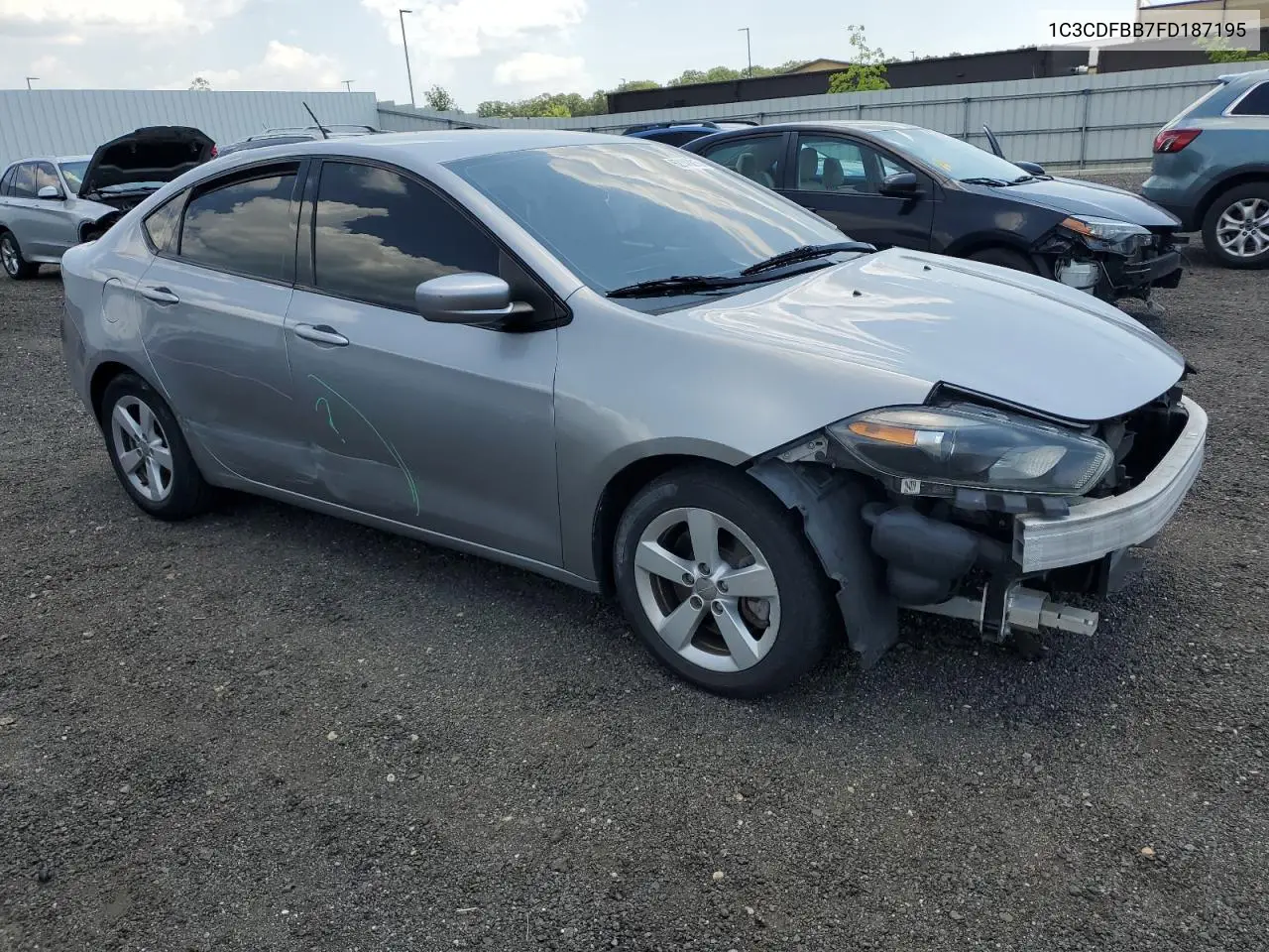 2015 Dodge Dart Sxt VIN: 1C3CDFBB7FD187195 Lot: 62143815