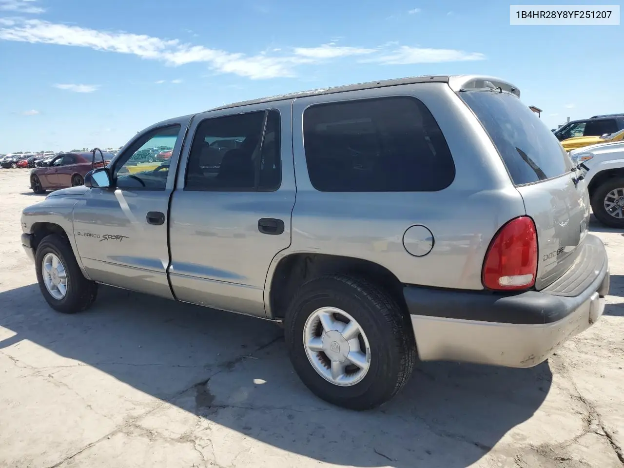 2000 Dodge Durango VIN: 1B4HR28Y8YF251207 Lot: 56235745