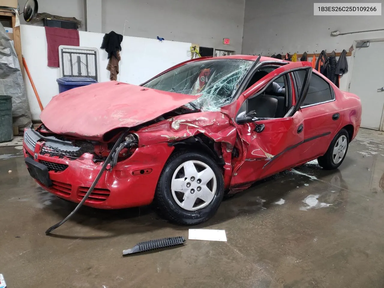 2005 Dodge Neon Base VIN: 1B3ES26C25D109266 Lot: 82995364