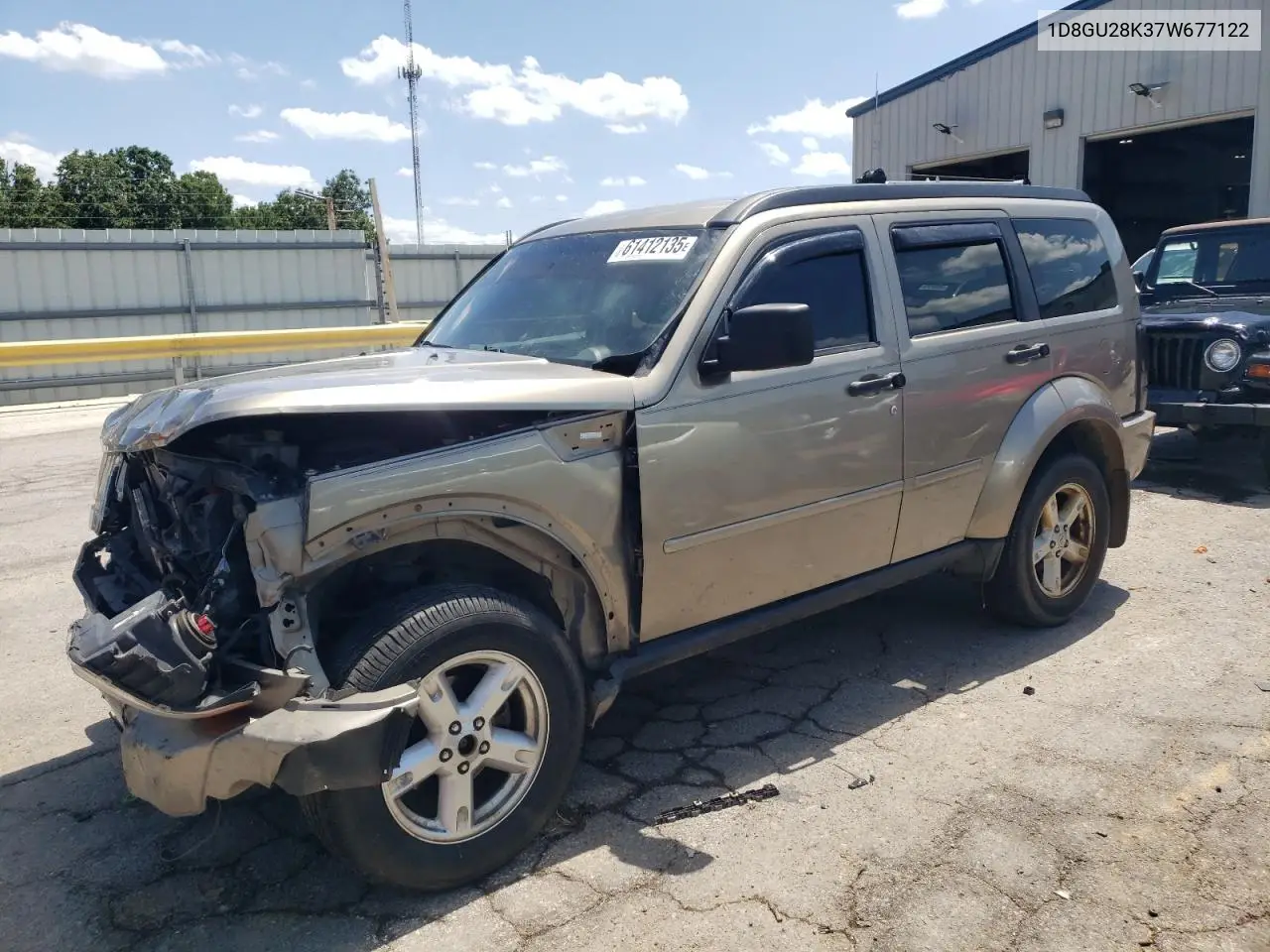 2007 Dodge Nitro Sxt VIN: 1D8GU28K37W677122 Lot: 61412135