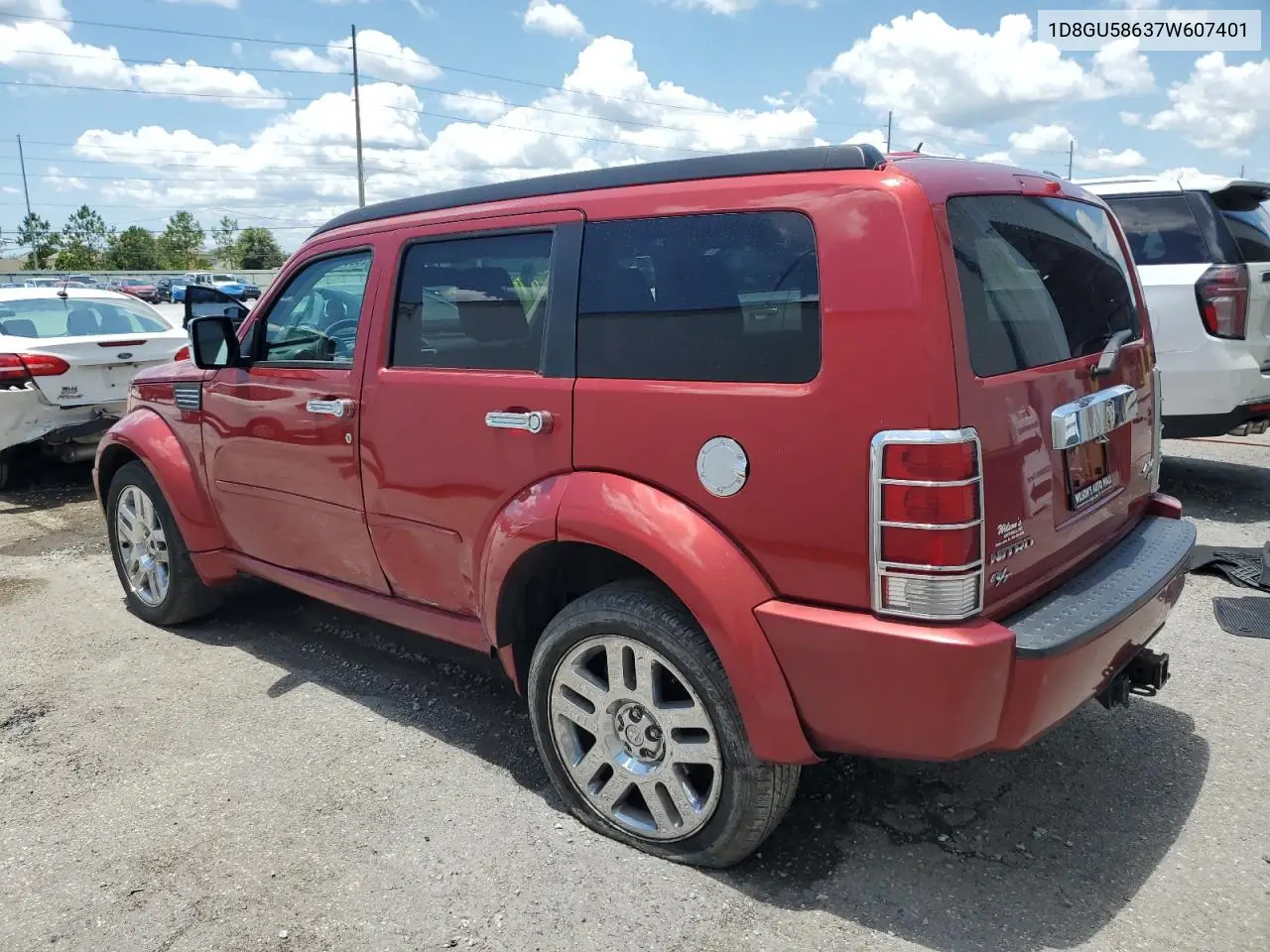 2007 Dodge Nitro R/T VIN: 1D8GU58637W607401 Lot: 62339675