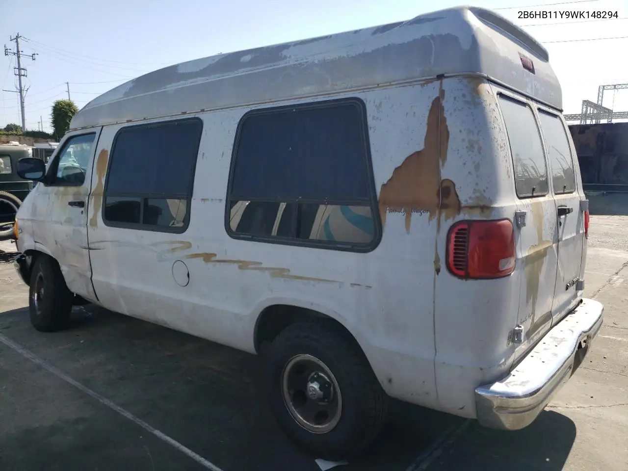1998 Dodge Ram Van B1500 VIN: 2B6HB11Y9WK148294 Lot: 57423635