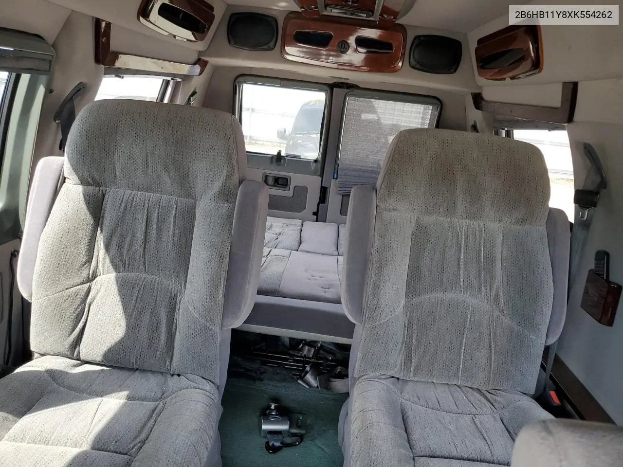 1999 Dodge Ram Van B1500 VIN: 2B6HB11Y8XK554262 Lot: 55888945