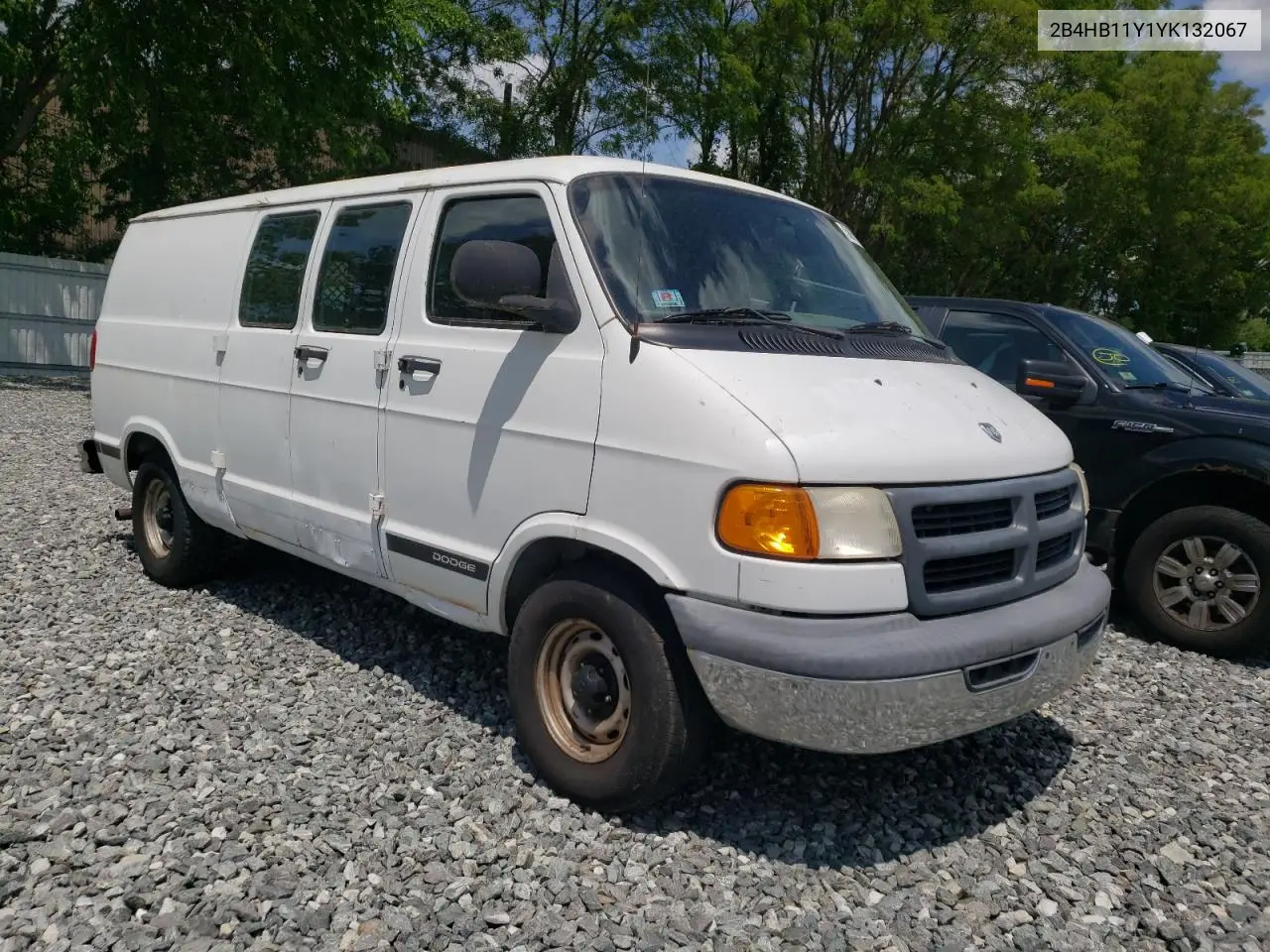 2000 Dodge Ram Van B1500 VIN: 2B4HB11Y1YK132067 Lot: 58911665