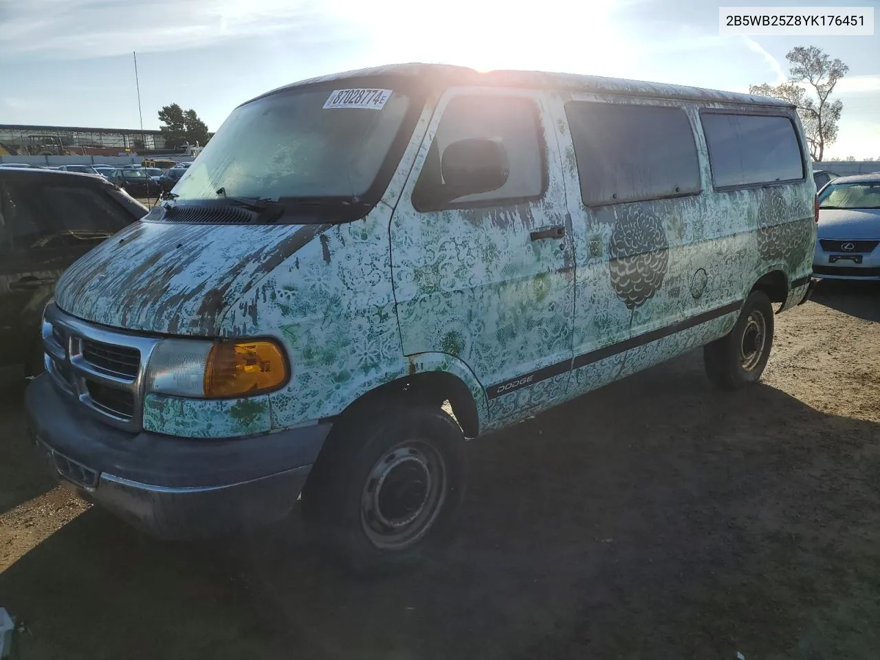 2000 Dodge Ram Wagon B2500 VIN: 2B5WB25Z8YK176451 Lot: 87028774