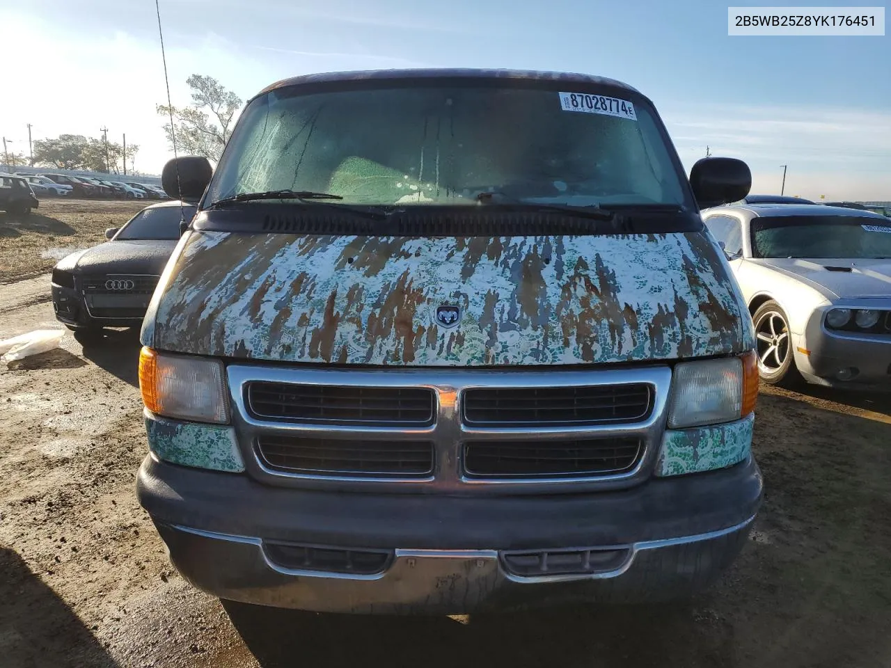 2000 Dodge Ram Wagon B2500 VIN: 2B5WB25Z8YK176451 Lot: 87028774