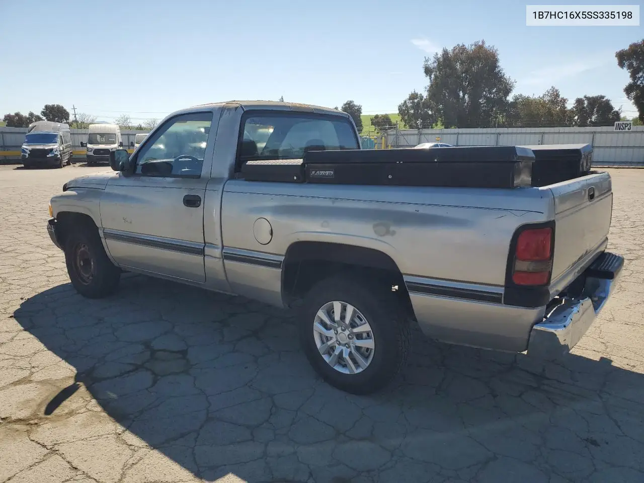 1995 Dodge Ram 1500 VIN: 1B7HC16X5SS335198 Lot: 50077415