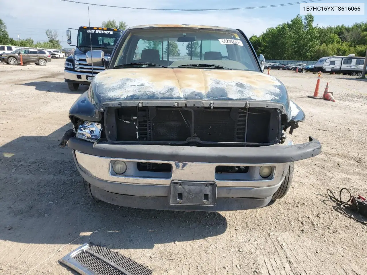 1996 Dodge Ram 1500 VIN: 1B7HC16YXTS616066 Lot: 64280745