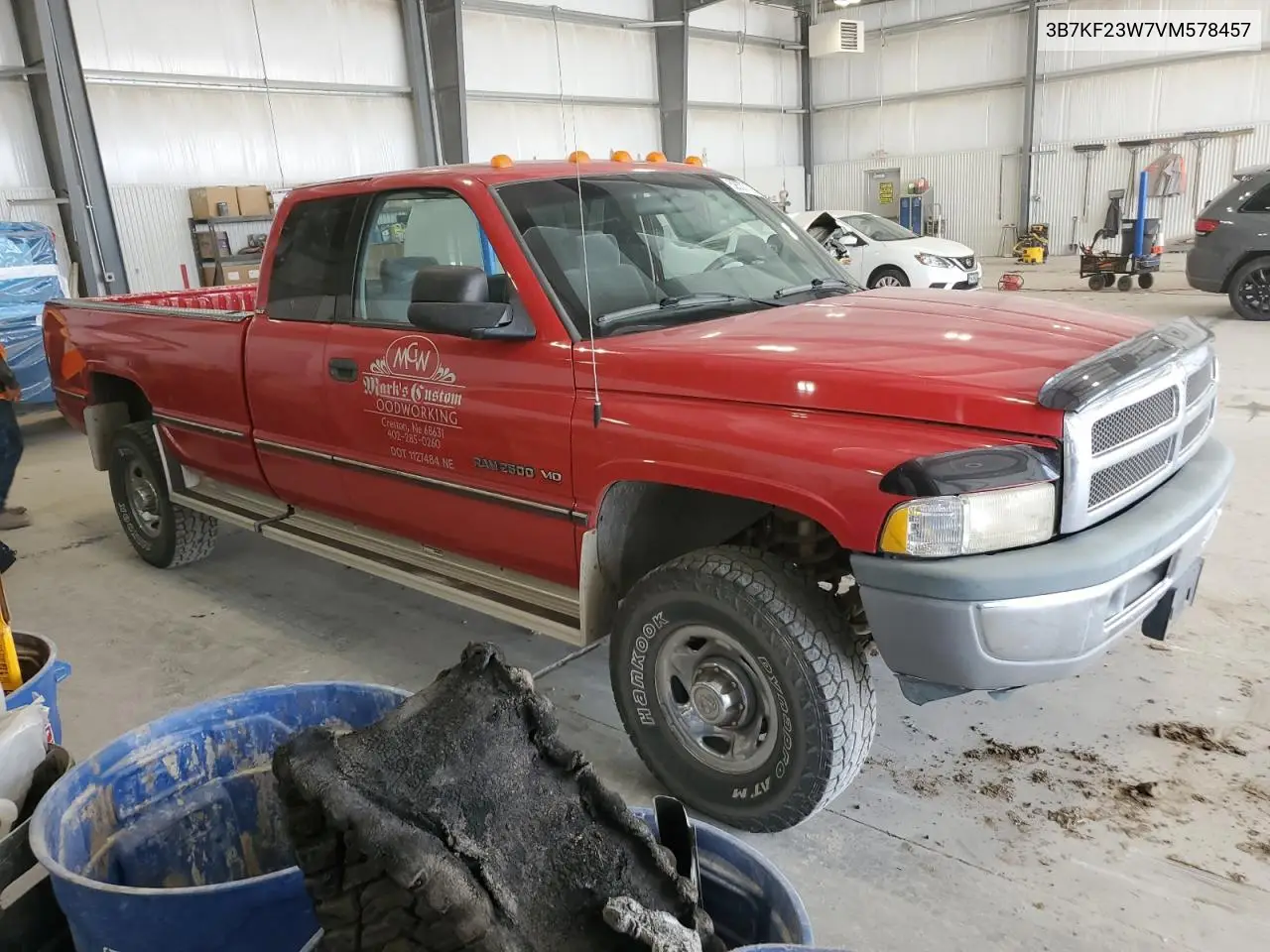 1997 Dodge Ram 2500 VIN: 3B7KF23W7VM578457 Lot: 52577175