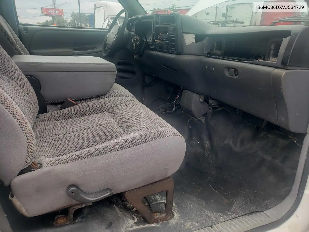 1997 Dodge Ram 3500 VIN: 1B6MC36DXVJ534729 Lot: 63062525