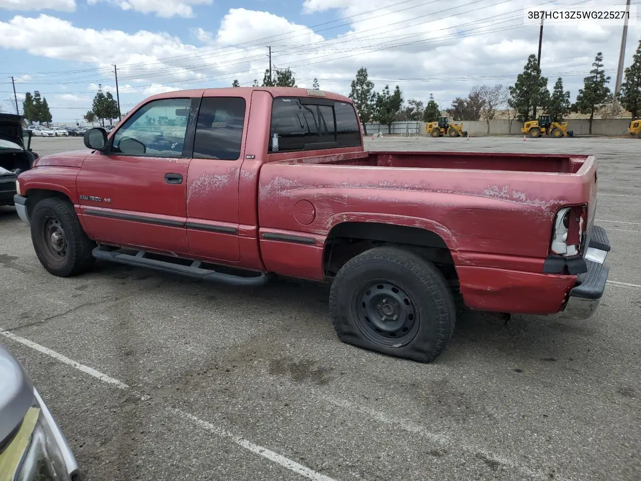1998 Dodge Ram 1500 VIN: 3B7HC13Z5WG225271 Lot: 56375015