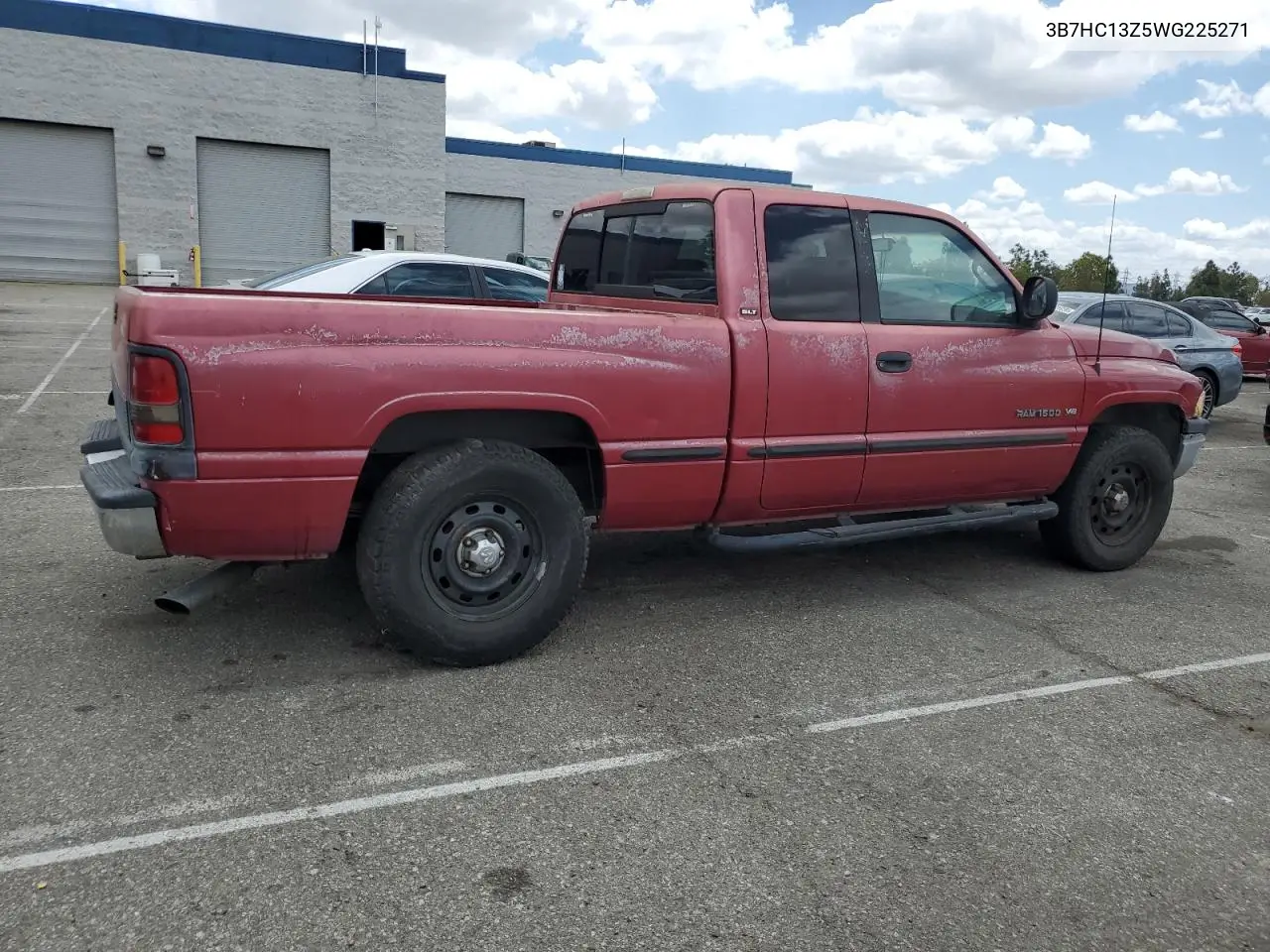 1998 Dodge Ram 1500 VIN: 3B7HC13Z5WG225271 Lot: 56375015
