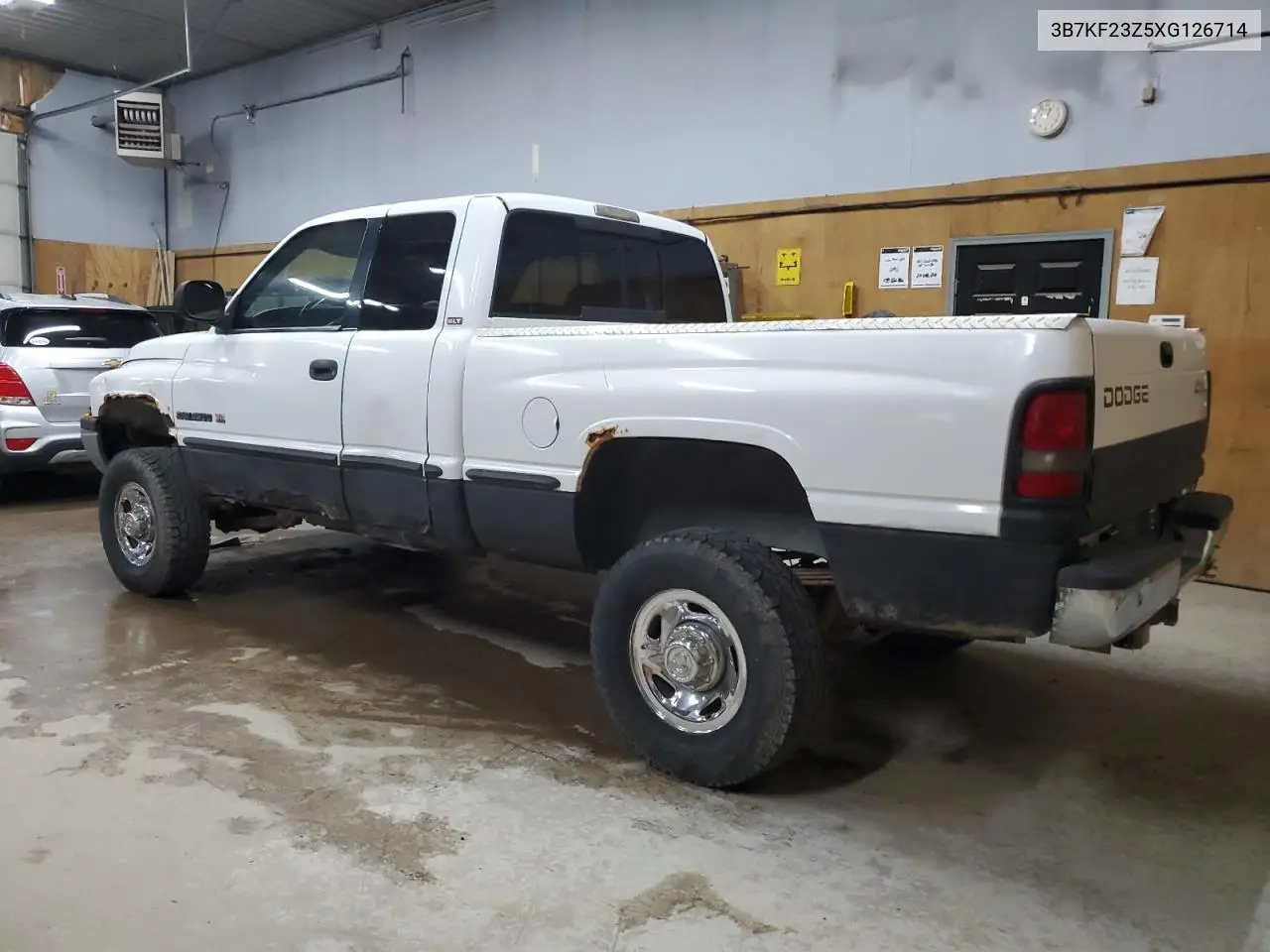 1999 Dodge Ram 2500 VIN: 3B7KF23Z5XG126714 Lot: 61977325