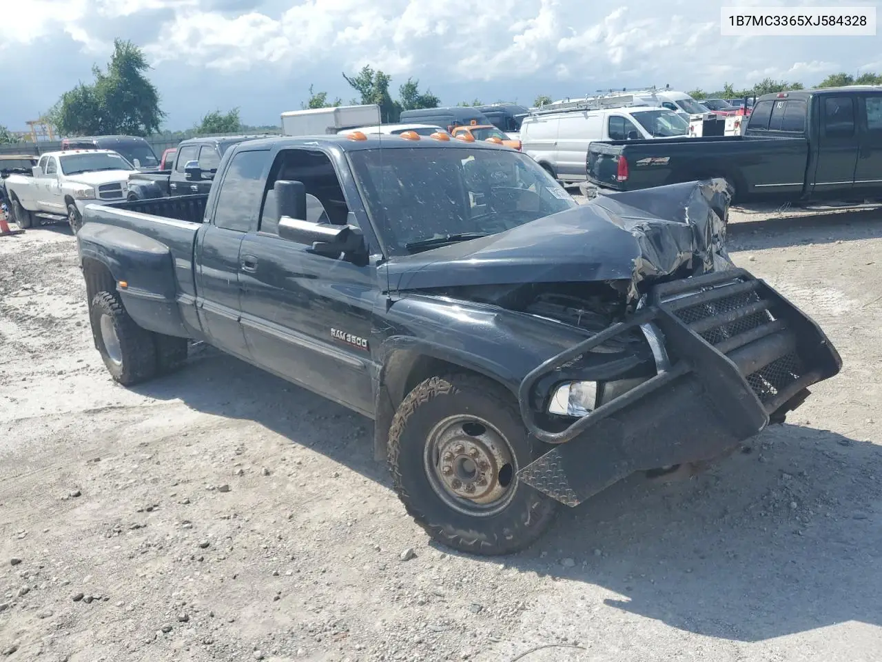 1999 Dodge Ram 3500 VIN: 1B7MC3365XJ584328 Lot: 62157015